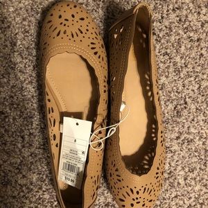 Tan Mossimo flats (tan) sz8